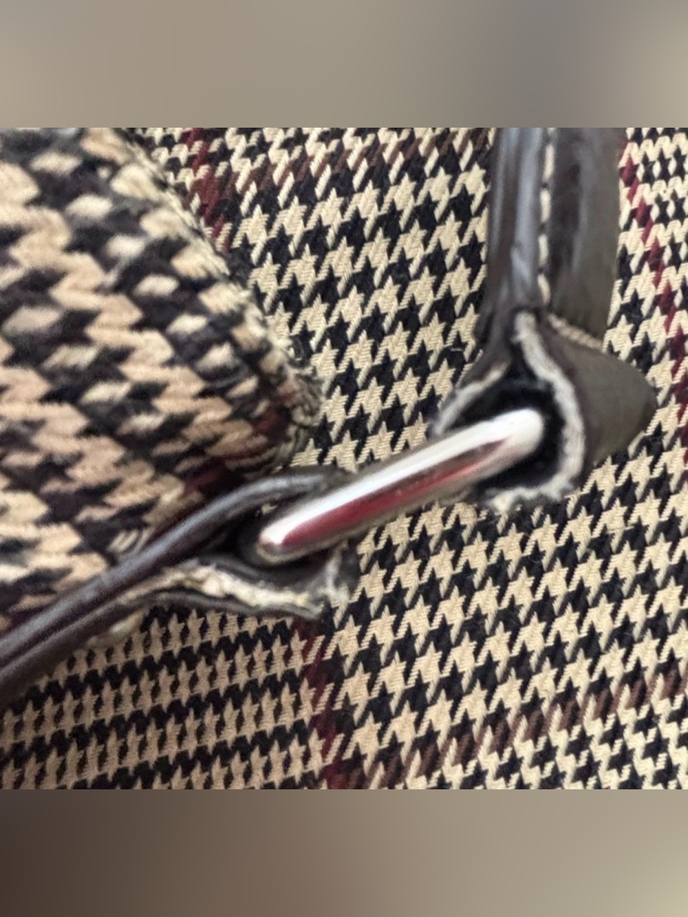 CHAPS Plaid Shoulder Bag/ Tote, Preloved. 15x12x4 - Picture 7 of 15